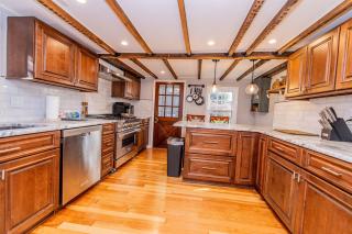 Timeless Charm, Modern Comfort - Annapolis - 9