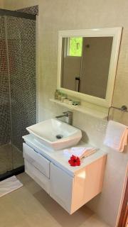 H & M Bayview Apartment Seychelles - Beau Vallon - 2