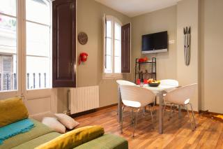 El Born, right next to the traditonal market of Santa Caterina - 5