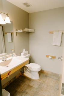 Adventure Inn - Ely - 1