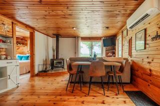 Secluded Waterfront Cottage with Kayaks and Fire Pit - Sturgeon Bay - 8