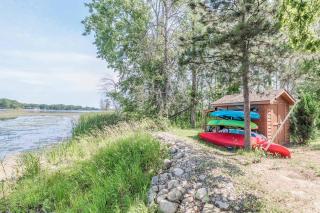 Secluded Waterfront Cottage with Kayaks and Fire Pit - Sturgeon Bay - 4