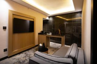The V Hotel - Bagdad - 7