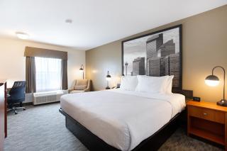 Super 8 by Wyndham Calgary Shawnessy Area - Calgary - 9