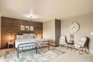 Waterfront Home with Dock Sleeps 8 - - 7
