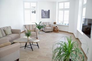 Neuwertige Komfortwohnung in schönem Altbau für max. 3 Personen - 5
