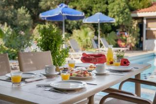 Sunrise Hotel & Apartments - 1