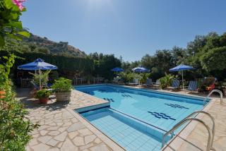 Sunrise Hotel & Apartments - 4