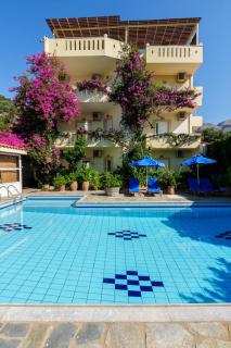 Sunrise Hotel & Apartments - 3