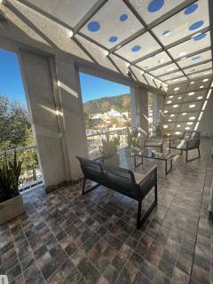 Hermoso Departamento boutique céntrico con terraza propia y vista a las montañas - Villa Carlos Paz - 9
