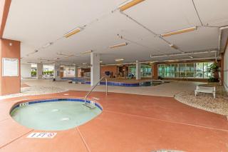 3 BR Oceanfront Condo located in North-end Myrtle Beach, sleeps 8! - Myrtle Beach - 0