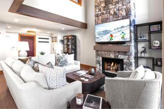 KBM Resorts Boulder Creek Beautifully updated Easy Walk to Main St Close to Deer Valley Hot Tub Gas Fireplace BCC-1101 - 4