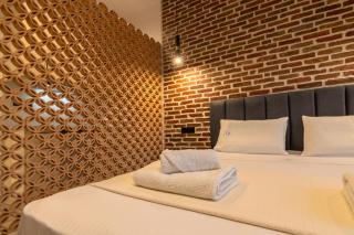 Edward Luxury Suites - 4
