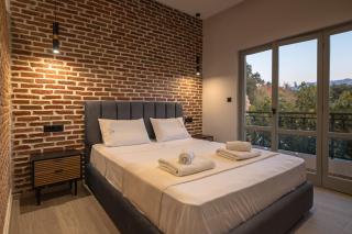 Edward Luxury Suites - 0