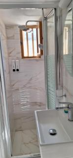 MANI HOLIDAYS Rooms - Neon Oitilon - 6