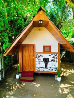 Rosa Shashi Cabanas - Galle - 4