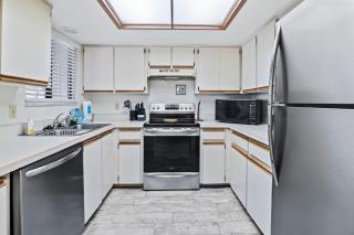 Relaxing Beach Villa Walk to Ocean + 3 Pools, Tennis & Trails - 7