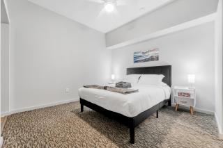 Spacious DT Condo l Free Parking l Fast Wi-Fi - Cleveland - 4