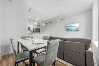 Spacious DT Condo l Free Parking l Fast Wi-Fi - Cleveland - 9