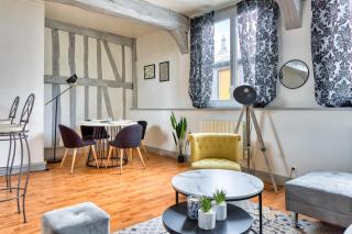 Le Auguste charmant duplex avec terrasse - 2