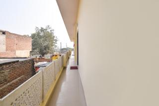 Hotel O Shree Raj Palace Kukas - 9