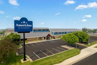 AmericInn by Wyndham Bismarck - 0