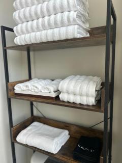 1280 Bungalow - 7