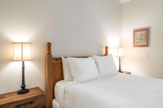 Ideal for Solo or Couples - Ski Trip Haven - 1Bed - 3