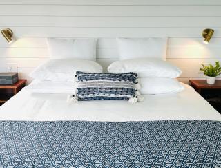 Harborside Inn - Newport - 9