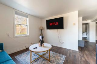 Cozy 2BR Apt near Downtown Free Parking and Wi Fi - Sudbury - 8