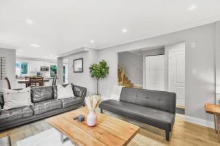 3BR Pickering Retreat with BBQ and Patio Delight - 8