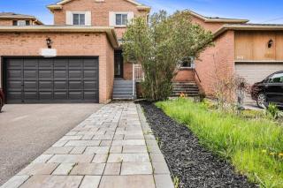 3BR Pickering Retreat with BBQ and Patio Delight - Pickering - 4