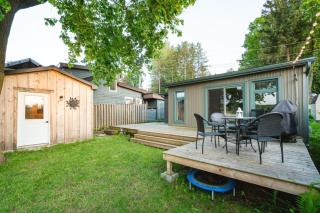 Waterfront Bliss Firepit and BBQ - 5