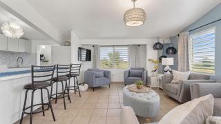 Yellow House Unit A - 2 min walk to the Beach - Aguada - 7