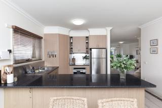 Beachside Warrnambool CBD - 4