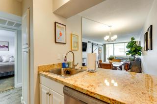 Walkable Old Town Scottsdale Condo Pool and Hot Tub - 2