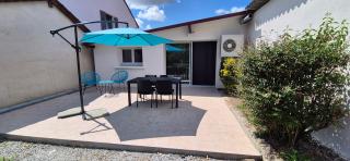 Maison plein coeur de village - Villevieux - 9