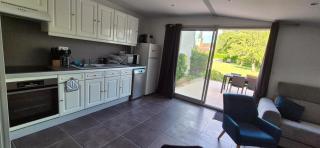 Maison plein coeur de village - Villevieux - 8