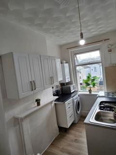 Entire 2 Bedroom Apartment City Centre & Stadium - Cardiff - 1
