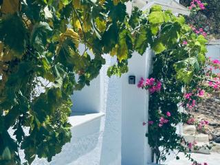Lovely guesthouse in Kea - 1