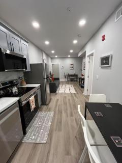 Chic New Apt in Heart of Philly - 5