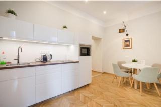 Budapest Highlife Lodgings - 4