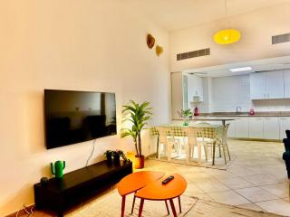 Regent House 1 Motor City - 1