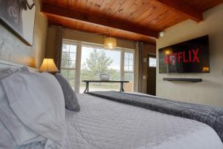 Sunrise Cabin at Highland Meadows - 8