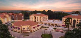 Resort Luxo Estilo Toscana em Gramado com SPA - 0