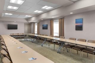 Holiday Inn Express & Suites Cold Lake by IHG - 5