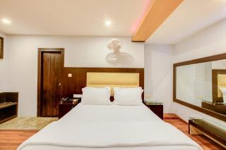 Super Townhouse Oak JVH hotel (Next to Mysore Road Metro Station) - Bangalore - 0