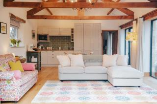 New! Mains Lane Barn - Peaceful Countryside Stay - Bellerby - 2