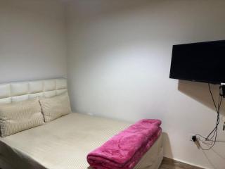 شقه فندقيه مفروشه للايجار فى كمبوند روضه زايد مدد طويله وقصيره - 2