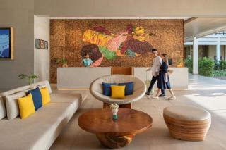 Le Meridien Phuket Mai Khao Beach Resort - 2